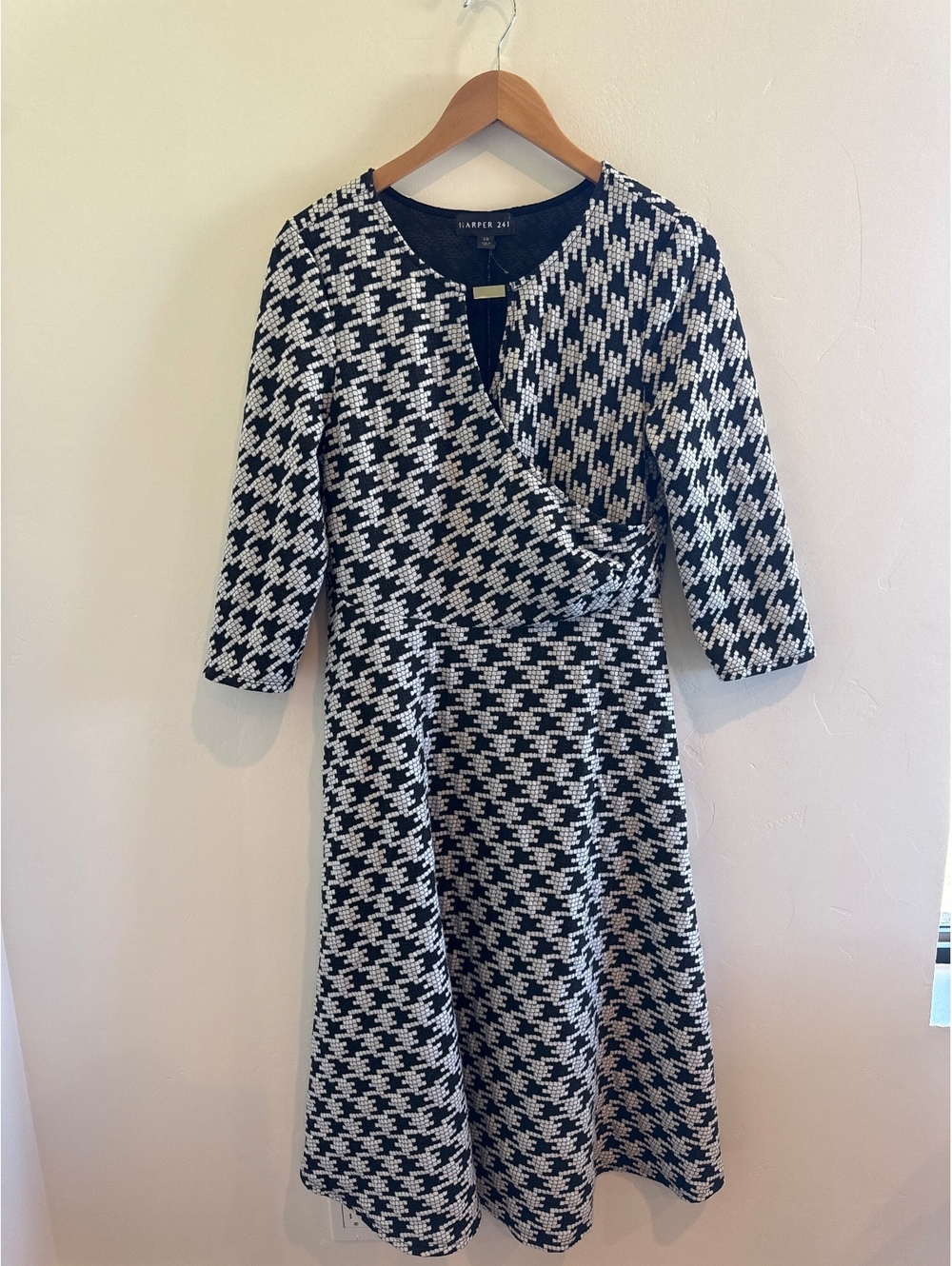 Harper 241 Size 10 Black White Printed Dress Geometric Workwear